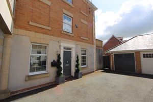 Photo 33- click for photo gallery